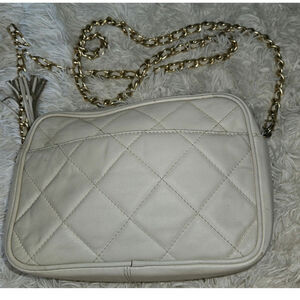 Vintage Giani Bernini Cream Leather Matelassé Quilted  Crossbody Purse Gold Hdwr